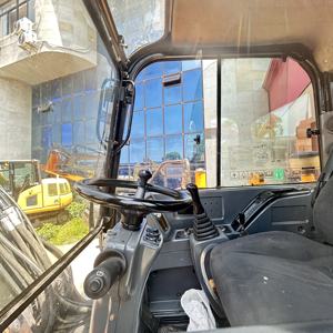 Nouvelle pelle sur chenilles Hyundai HX60pro 6 tonnes avec pompe hydraulique Excavatrice Hyundai comprenant des pièces de rechange - Product Image 2