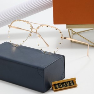 Cool Fashion Stage Bar <strong>Party</strong> Sunglasses New SteamPunk Style Gold Metal Frame Sun <strong>Glasses</strong> with Rivet Detail - Product Image 1