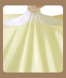 Sacs d'emballage pour vêtements imperméables épais couleur crème pour expédition logistique avec personnalisation - Product Image 4