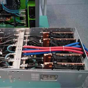 Serveur GPU 8x RTX 5090 à refroidissement liquide, double socket |   Interface PCIe 4.0 avec système de refroidissement liquide avancé - Product Image 3