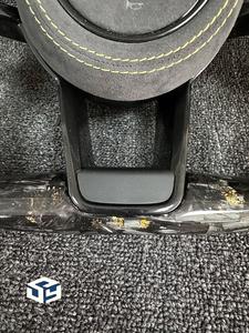 Volant sport en cuir et fibre de carbone personnalisé, luxe et confort, adapté aux <span class=keywords><strong>Audi</strong></span> A1-A9 Q3, Série 4, Golf, Classe C et Camry - Product Image 6