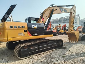 Excavatrice hydraulique sur chenilles d'occasion 325D/325DL, d'origine japonaise, 26,9 tonnes, modèle 2022, excellent état, roulement testé - Product Image 3