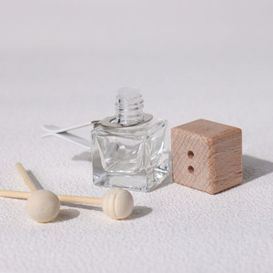 Custom Square 8ML Reed <b>Diffuser</b> Glass Aroma <b>Bottle</b> Vent Car Air Freshener <b>Diffuser</b> <b>Bottle</b> With Wooden Cap Vent Clip - Product Image 4