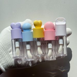 Brillant à lèvres mignon à la mode <span class=keywords><strong>avec</strong></span> porte-clés nourrir le <span class=keywords><strong>Kit</strong></span> de fabrication de brillant à lèvres liquide d'huile à lèvres hydratante - Product Image 6