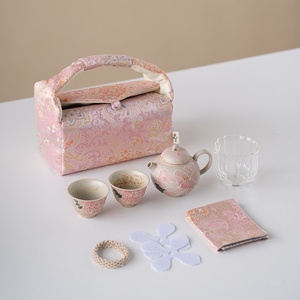 Juego de Té Completo Rhyme Peony, Pintado a Mano con Tallado en Relieve y Degradado, Estilo Chino Moderno, Tetera de Cerámica para Sala de Estar y Hospitalidad - Product Image 4