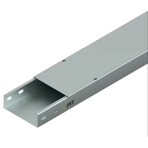 Goulotte de câblage galvanisée à chaud avec construction en acier durable, couvercle de protection et finition résistante à la corrosion pour une gestion sécurisée des câbles - Product Image 1