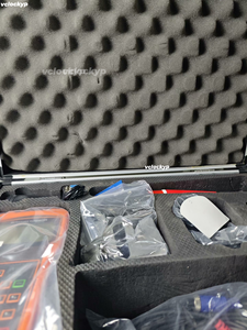 Handheld Ultrasonic Flowmeter, Model TUF-2000H, With Probe in <b>the</b> TM-1 - Product Image 4