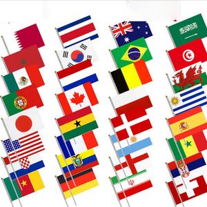 Bandiera del <span class=keywords><strong>mondo</strong></span> dei 32 <span class=keywords><strong>paesi</strong></span> Top con serigrafia <span class=keywords><strong>bandiere</strong></span> della coppa nazionale di calcio <span class=keywords><strong>bandiere</strong></span> della mano tedesca che sventolano - Product Image 6