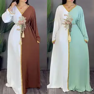 Женское длинное платье с поясом