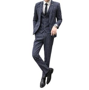 Nuevo <span class=keywords><strong>Traje</strong></span> de Hombre de Lujo Estilo Británico a Rayas <span class=keywords><strong>2022</strong></span>, <span class=keywords><strong>Traje</strong></span> de Hombre de Tres Piezas, Pantalones, Abrigo y Chaleco Coreanos para Hombre, 3 Piezas/Juego - Product Image 1