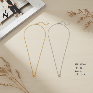 Collana con ciondolo a forma di Toro in acciaio inossidabile, gioielli minimalisti alla moda per donne e ragazze, catena a serpente placcata oro - Product Image 3