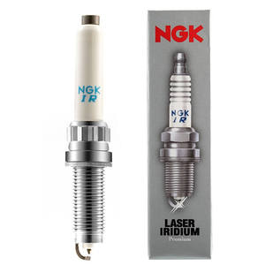Bougies d'allumage NGK : Puissance d'allumage stable, pièces d'allumage automobile, puissance constante pour un processus d'accélération du moteur fluide - Product Image 2