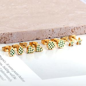 ต่างหูแบบหนีบสแตนเลสชุบทอง 18K ไม่หมอง ต่างหูทรงโบโฮแบบห่วงประดับมอยส์ซาไนต์ขนาดเล็ก - Product Image 2