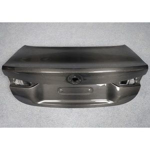 Kit de Protección de Parachoques y Puerta Trasera de Fibra de Carbono G22/G82 2022-2024 para Modificación y Mejora de Automóviles M4 - Product Image 1