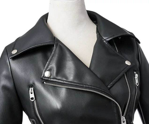 Nouvelle veste en simili <span class=keywords><strong>cuir</strong></span> noir pour femmes 2025, fermeture éclair, <span class=keywords><strong>manteau</strong></span> basique, col rabattu, veste de motard avec ceinture - Product Image 1