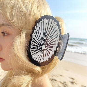 ว้าว! กิ๊บติดผมอะซิเตทฮาวายของ Sheila สีสันสดใส รูปเปลือกหอยขนาดใหญ่ กิ๊บหนีบผมแบบกำหนดเอง ขายส่ง ดีไซน์สร้างสรรค์สำหรับใส่ลำลอง - Product Image 3