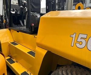 รถยกโคมัตสึ FD150-7 15 ตัน สภาพดี รถยกดีเซล รุ่น Fd45/fd30/fd50/fd80/fd70 ลิฟเตอร์ - Product Image 4