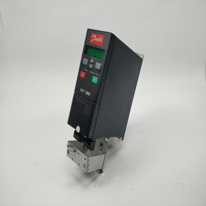 Danfoss 195N1003 VLT 2800 1,1 kVA, T/C: VLT2805PT4B20STR1DBF00A00 - Product Image 1