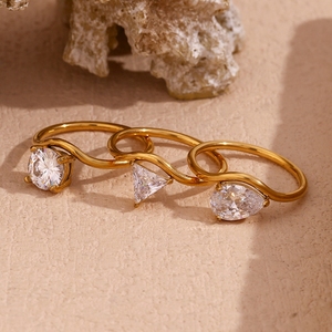 Anillo en forma de onda de lujo ligero Ins Fashion europeo y americano, circón dorado, acero inoxidable chapado 18K Simple versátil - Product Image 2
