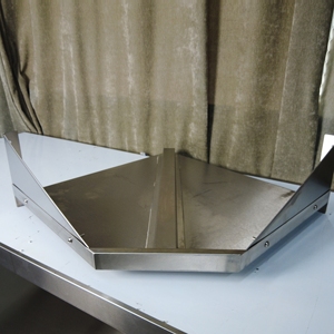 VICTORY KITCHEN Support mural en acier inoxydable Tube circulaire pour les fournitures de laboratoire et de restaurant d'hôtel en Thaïlande - Product Image 6