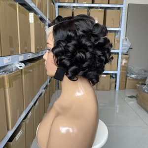 Peluca de Cabello Humano <span class=keywords><strong>Brasileño</strong></span> Pixie 4x4, Cabello Corto, Suave y Esponjoso, Rizado Romántico, Diseñada para Resaltar el Encanto de la Mujer sin Esfuerzo - Product Image 4
