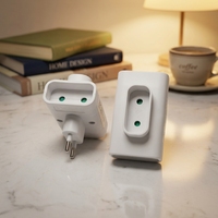Adaptateur de prise de type français 3 prises 6A 230V~ Max. 1380W avec protection enfant non-terré pour la France et l'Europe