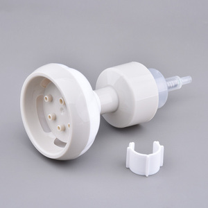 Pompe à savon ronde en mousse PET 250 ml avec bouchon, brosse et pulvérisateur, sérigraphiée transparente - Product Image 3