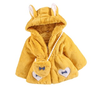 Manteau pour enfants en fausse fourrure épaisse, directement de l'usine, vêtements pour filles, dessin animé, veste d'hiver chaude à capuche pour enfants - Product Image 1
