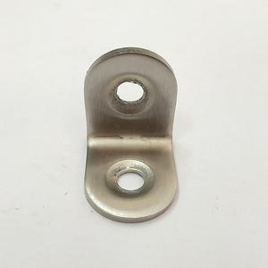 Support d'angle en acier inoxydable Hanweisong 20x20x16mm, fixation d'angle à 90 degrés pour support de pied de table ou d'armoire - Product Image 1