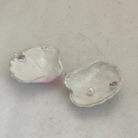 Boîte à bibelots en métal peinte en forme de coquillage, porte-bijoux à charnière, figurine de collection