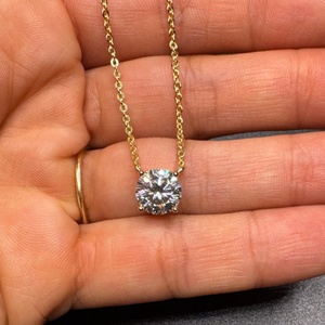เครื่องประดับมอสซาไนต์ทรงกลมแบบมินิมอล ตัวเรือนทอง 14k ประดับเพชรโมอิสซาไนต์เม็ดเดี่ยว พร้อมใบรับรอง GRA - Product Image 5