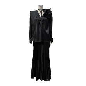 Conjunto de ropa informal para mujer, <span class=keywords><strong>hombreras</strong></span> de satén de dos piezas, broche de flor grande, <span class=keywords><strong>blusa</strong></span>, falda larga plisada, traje sólido - Product Image 4