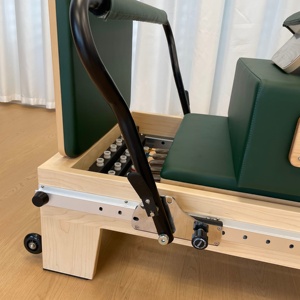 Bois d'érable personnalisé studio portable bois microfibre réformateur clinique pilates avec tour - Product Image 3