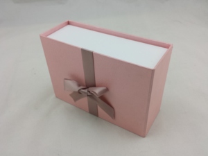 Biểu Tượng Tùy Chỉnh Thanh Lịch Màu Hồng Đóng Gói Hộp Cao End Hình Chữ Nhật Bow Tie Đôi Hai Cửa Lật Nắp Hộp Giấy Cho Quà Tặng Bao Bì - Product Image 4