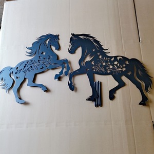 Estacas Decorativas de Metal con Forma de Caballo para Jardín, Regalos para Amantes de los Caballos, Mujeres/Hombres, Estatuas de Silueta, Adorno de Jardín - Product Image 1