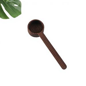ทัพพีตักผงกาแฟไม้วอลนัทธรรมชาติแบบคลาสสิก ด้ามยาว ทำด้วยมือ มีสินค้าในสต็อก อุปกรณ์ครัว ผลิตในประเทศจีน - Product Image 1