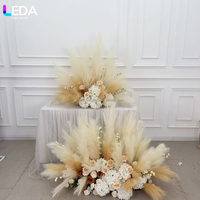Boule de fleurs artificielle LEDA Boho beige en herbe de la pampa pour centre de table de mariage, arrangement floral pour décoration de mariage, événement ou fête