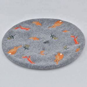 หมวกเบเร่ต์ขนสัตว์แท้ปักลายกระต่ายกระรอกสไตล์ยุโรปอเมริกาแฟชั่นทันสมัยสำหรับผู้หญิงฤดูใบไม้ร่วงฤดูหนาว - Product Image 5