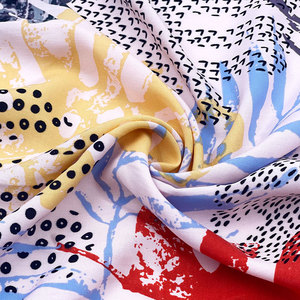 Vải challis viscose rayon 100% in kỹ thuật số họa tiết mới nhất nhập khẩu từ Nam Mỹ, dành cho đầm - Product Image 3