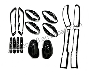 Kit carrosserie noir mat et chrome argenté pour <span class=keywords><strong>Suzuki</strong></span> <span class=keywords><strong>Grand</strong></span> <span class=keywords><strong>Vitara</strong></span> <span class=keywords><strong>2022</strong></span>+ Accessoires extérieurs de voiture - Product Image 3