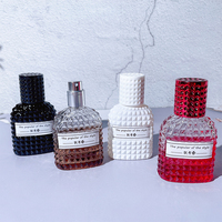 Flacon de parfum personnalisé 100ml 75ml 50ml 30ml avec bouchon à vis en verre, flacon de parfum mignon de 50ml avec emballage, estampé à chaud