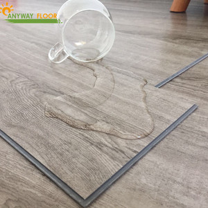 Revêtement de sol en vinyle SPC de luxe brillant, bord biseauté, noyau rigide, imperméable, système de clic Unilin, revêtement de sol SPC 5 mm, texture bois - Product Image 1