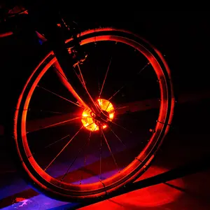 moyeu de roue de vélo lumière Suppliers-UFO décoratif lampe de poche colorée moto roue de vélo rechargeable D'USB LED De moyeu de Vélo Lumière