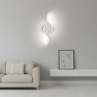 Lampe murale au design tendance pour salon, chambre à coucher, décoration intérieure, éclairage de chevet nordique simple