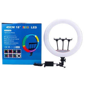 Anneau lumineux LED OEM de 45 cm (18 pouces) avec 3 supports de téléphone et télécommande pour vidéo en direct, photographie et maquillage en studio - Product Image 2