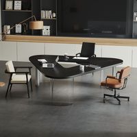 Table de conférence italienne de luxe légère en bois massif à trois côtés avec trou de câblage, écologique, durable, mobilier de bureau moderne