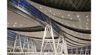 Panneaux de plafond acoustiques en aluminium modernes à prix d'usine, dalles de plafond en aluminium à clipser pour la décoration de bureaux, plafond métallique