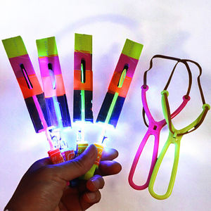 Slingshot lumineux à LED, jouet amusant pour enfants, jeu de fête, cadeau, flèches élastiques volantes, catapulte en plastique - Product Image 2