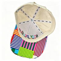Gorra de Béisbol Clásica de 5 Paneles Estilo Americano OEM de Alta Calidad, Nueva Gorra Snapback de Alta Calidad con Patrón de Puntos Impresos y Bordado Plano