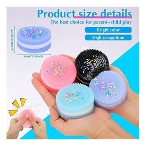 Venta al por Mayor de 100 Piezas de Mini Pelotas Antiestrés Blanditas, Juego de Mini Juguetes Blanditos para Fiestas y Bolsas de Regalo - Product Image 6